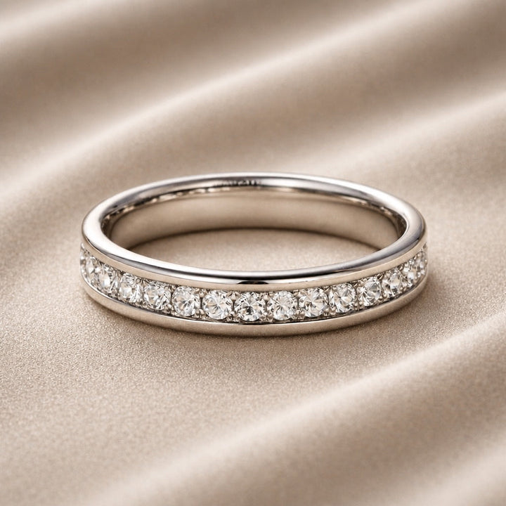 White Gold Sparkling Zirconia Ring