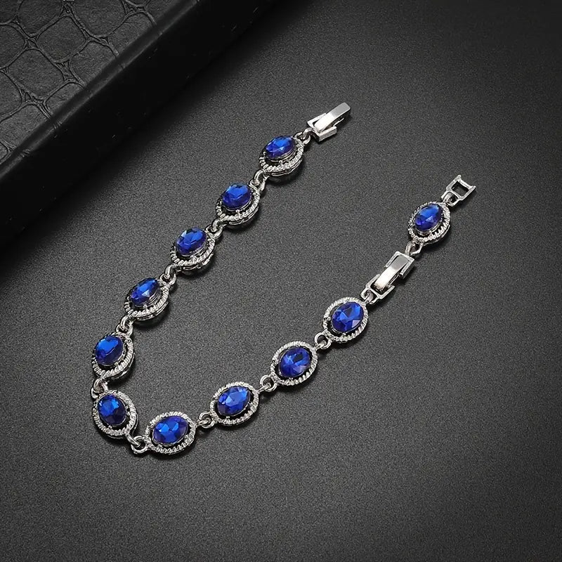 Elegantes fließendes Saphir-Armband