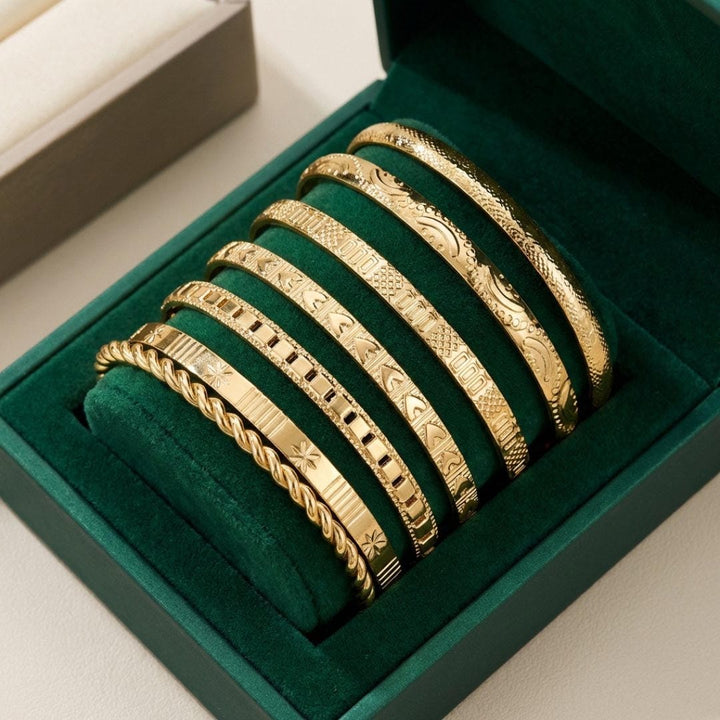 Goldenes offenes Armreif Resort-Armband-Set