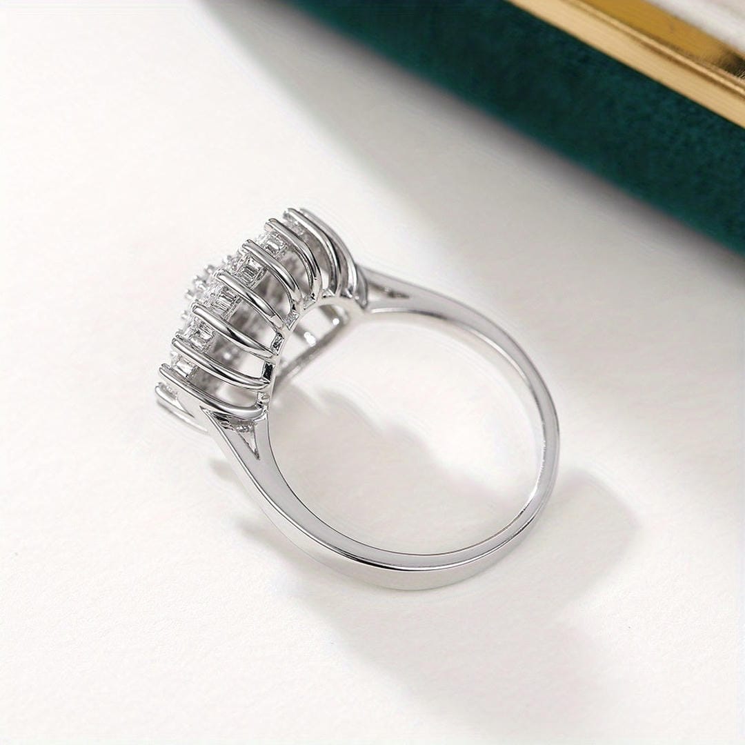 Kristall Cluster Halo Statement Ring