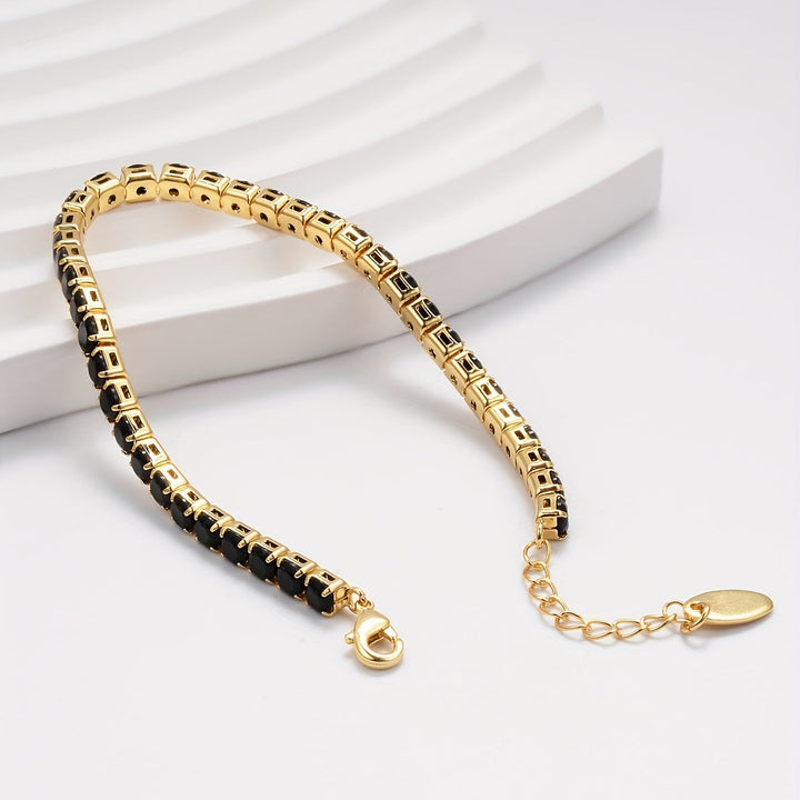 Raffiniertes Gold-Armband im Quadratschliff