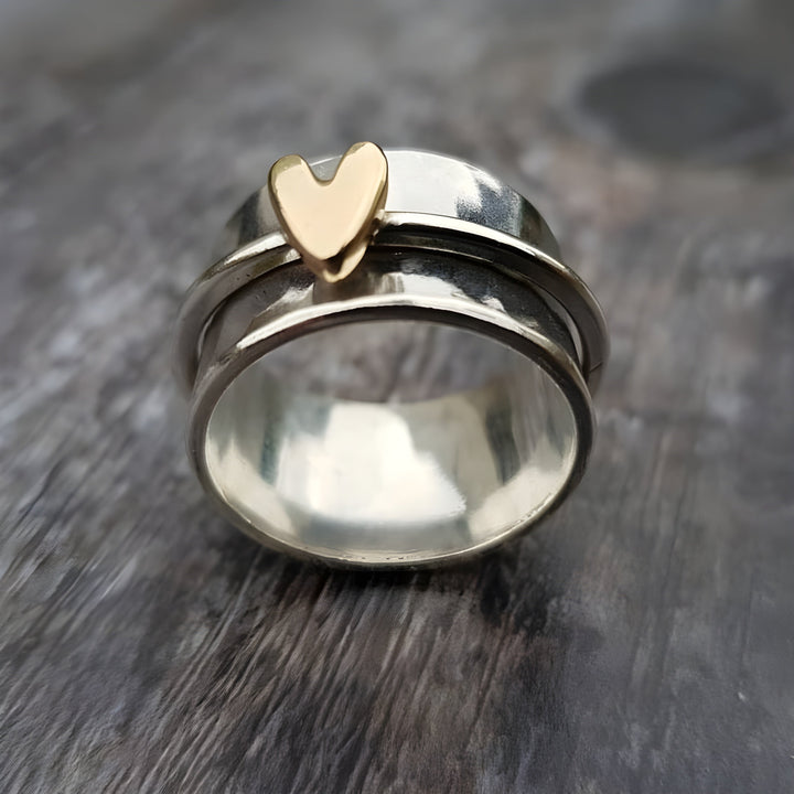 Vintage Silberring mit goldenem Herz