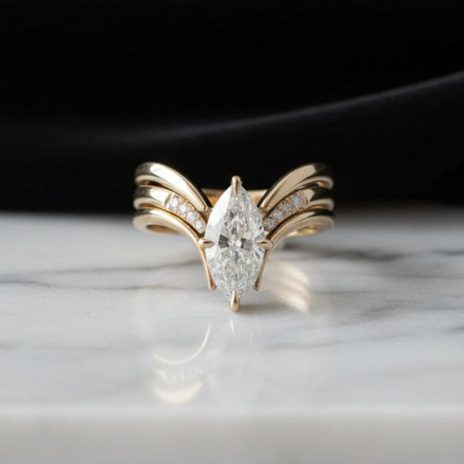 Goldring Tropfenkrone