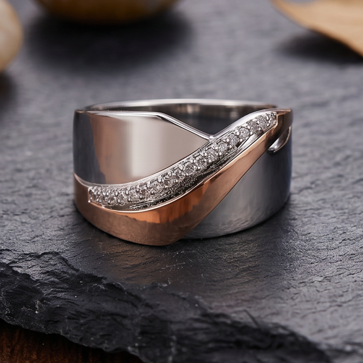 Vintage Ring in Rose Gold and Silver with Zirconia