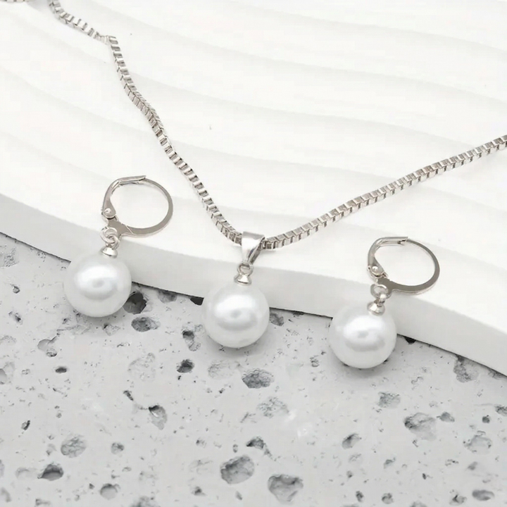 Golden Grace Pearl Jewelry Set | White Gold