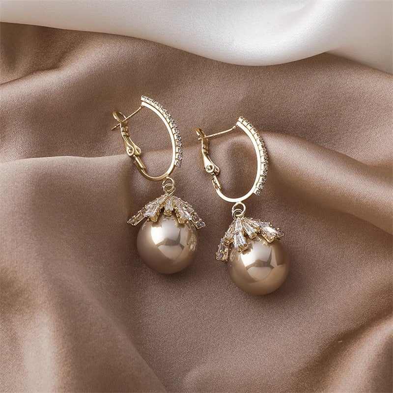 Malia Perlen-Tropfen-Ohrringe