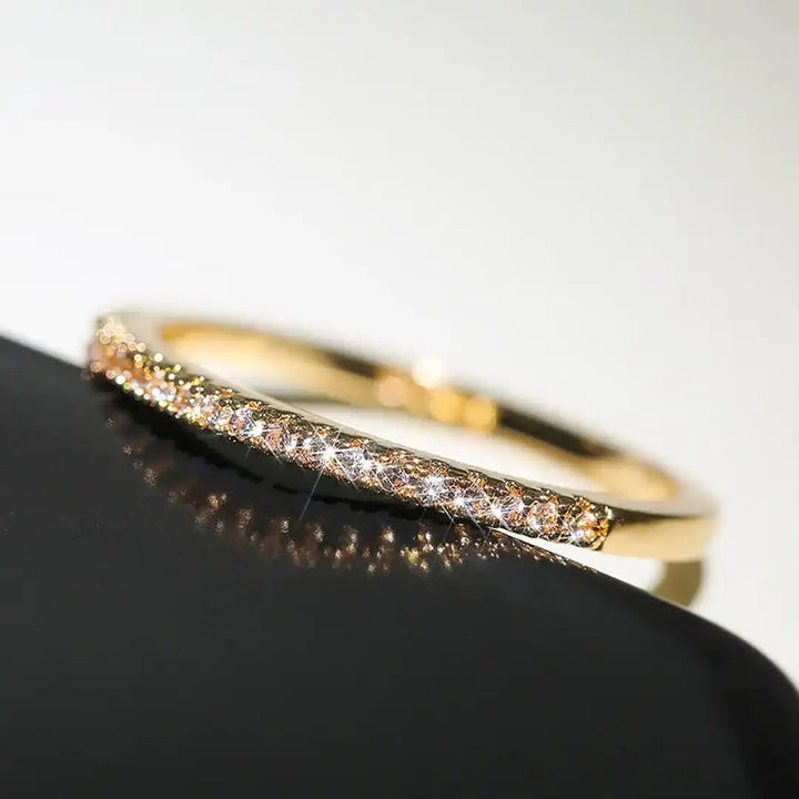 Elyse minimalistischer Zirkonia-Ring