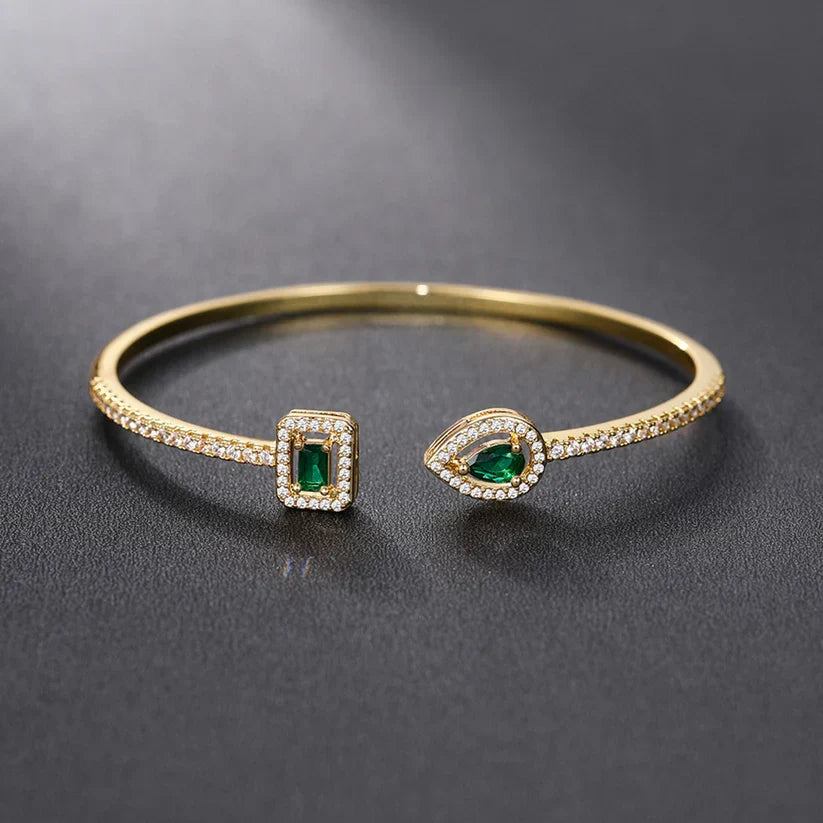 Elegant Gold Sculptural Bracelet