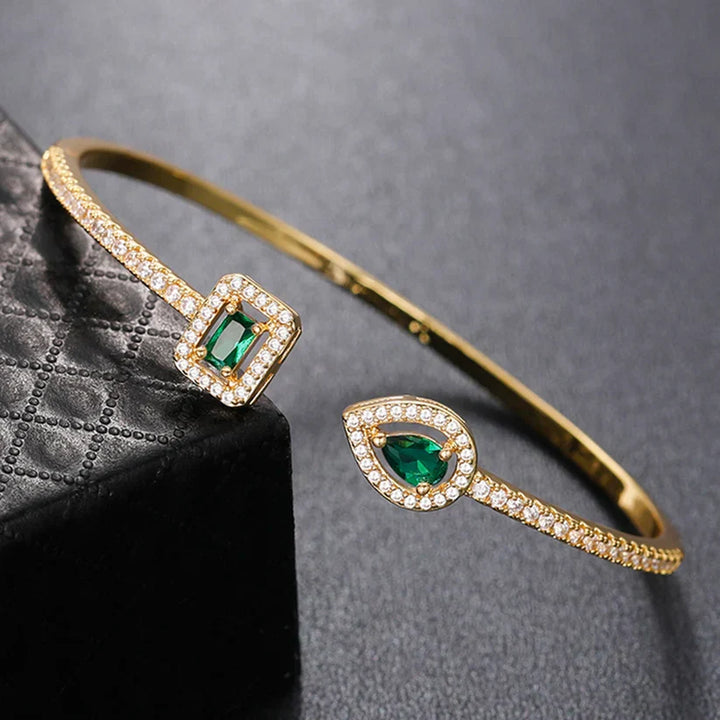 Elegant Gold Sculptural Bracelet
