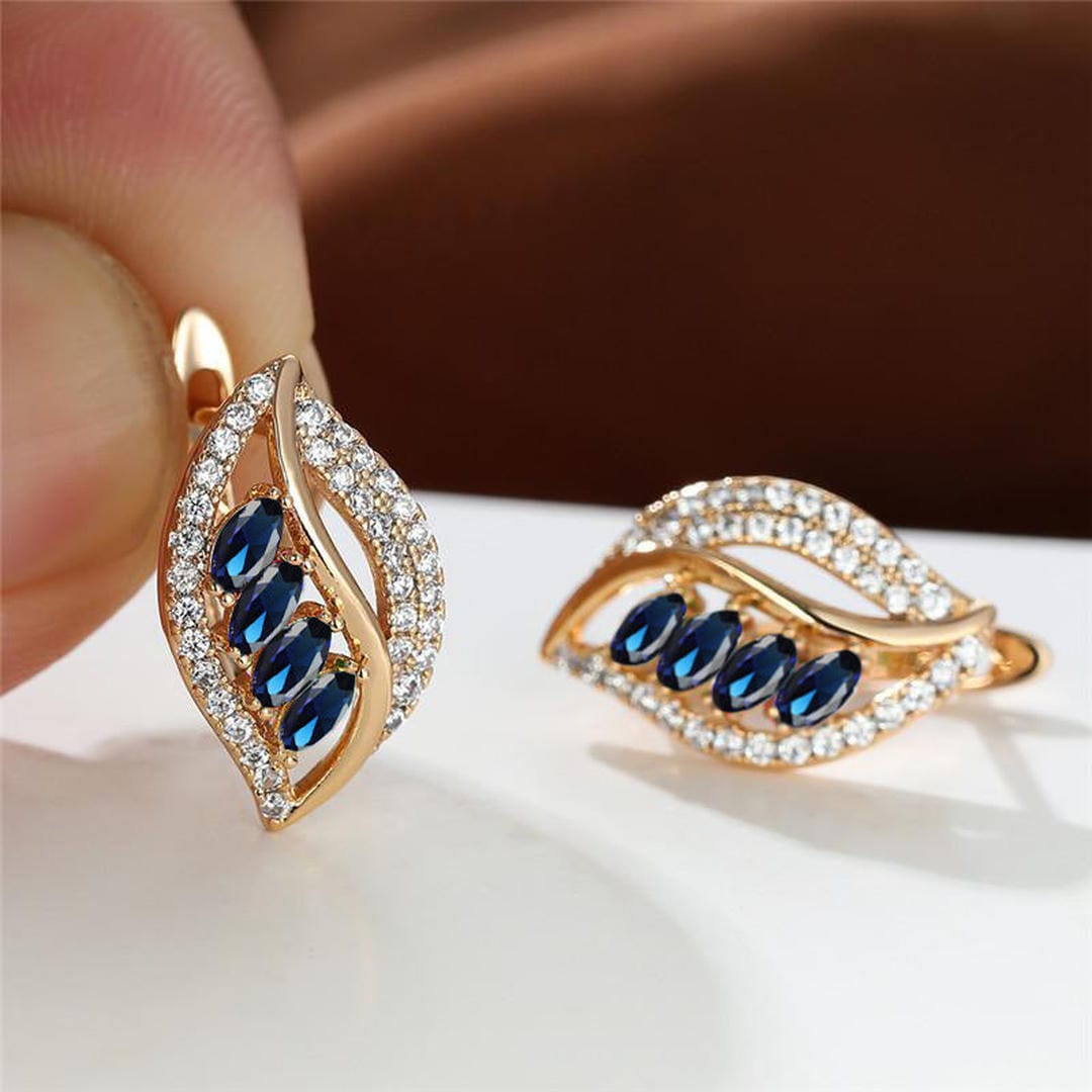 Isola Caelurelle Gold Earrings