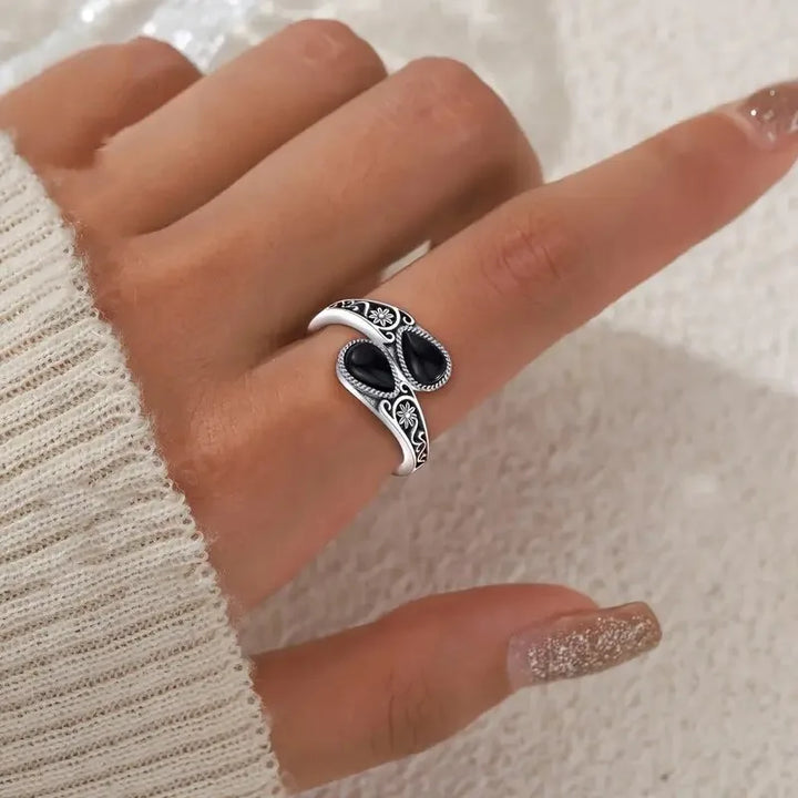 Eleganter Ring mit Mondstein Blüte