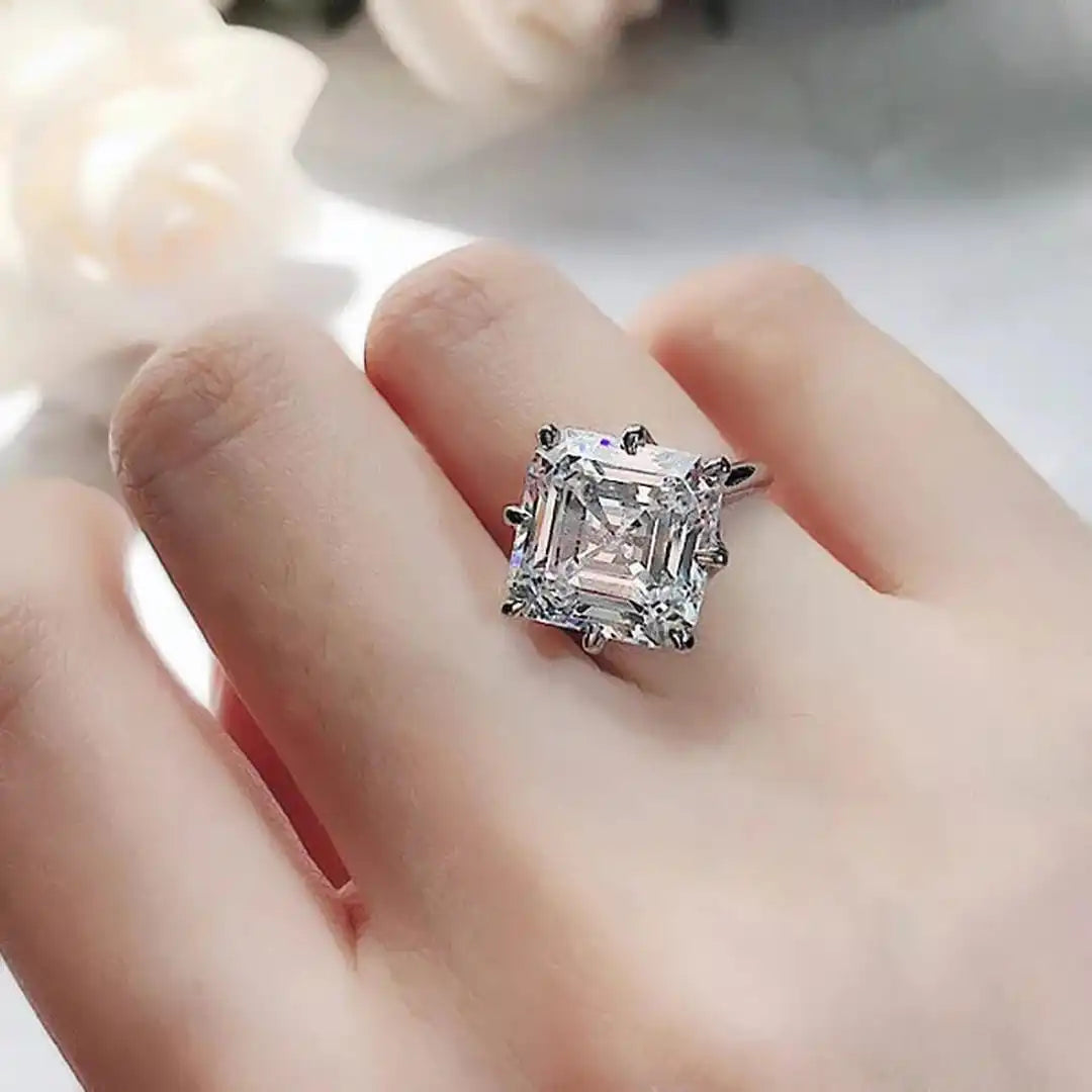 Zeitloser Gold Zirkonia Ring