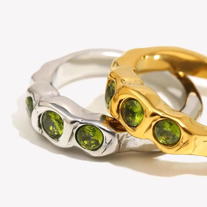Vintage goldener eingelegter Edelstein Ring