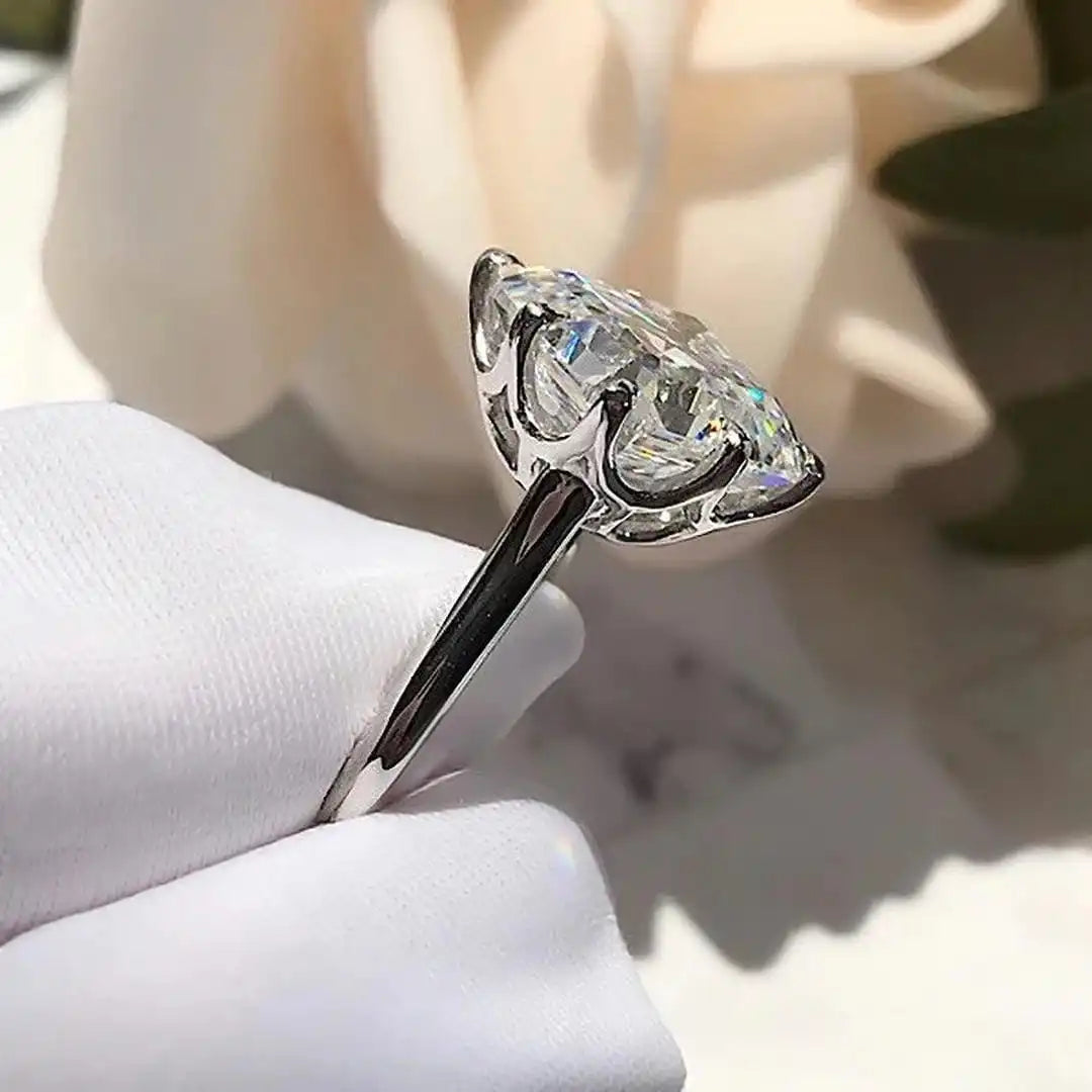 Zeitloser Gold Zirkonia Ring