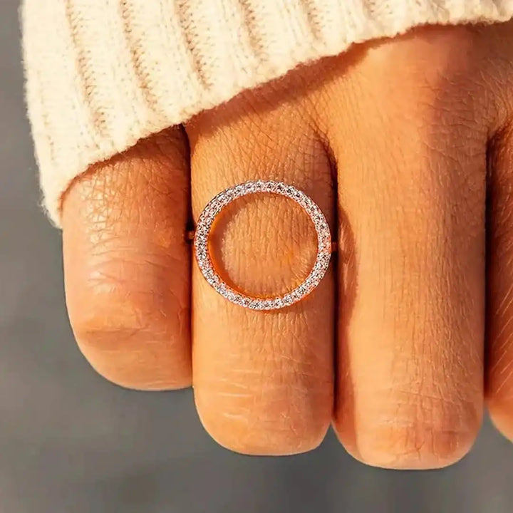 Runder Zirkonia Ring