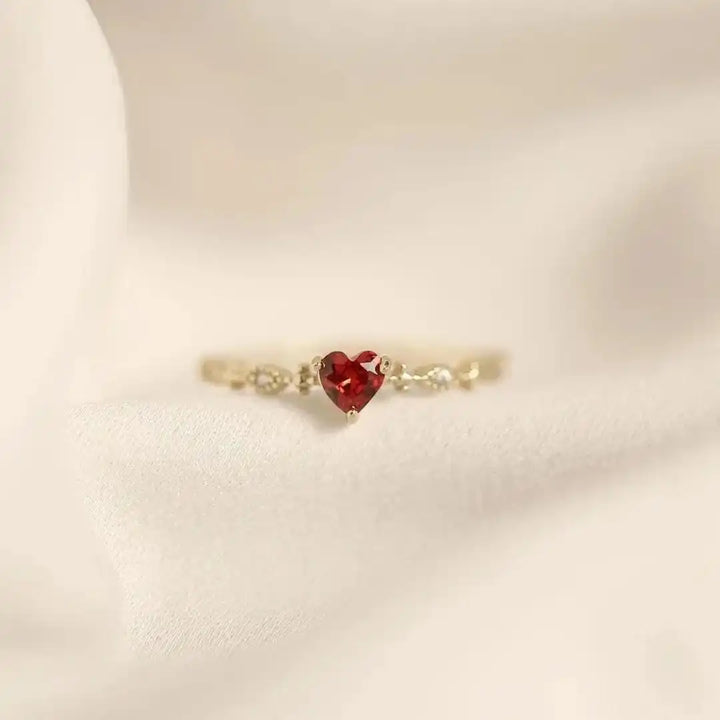 Herzstein Marquise Akzent-Band-Ring