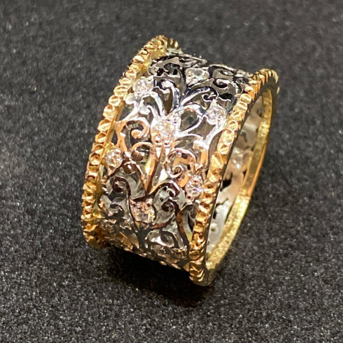 Mika – Vintage Efeu-Ring mit Zirkonia
