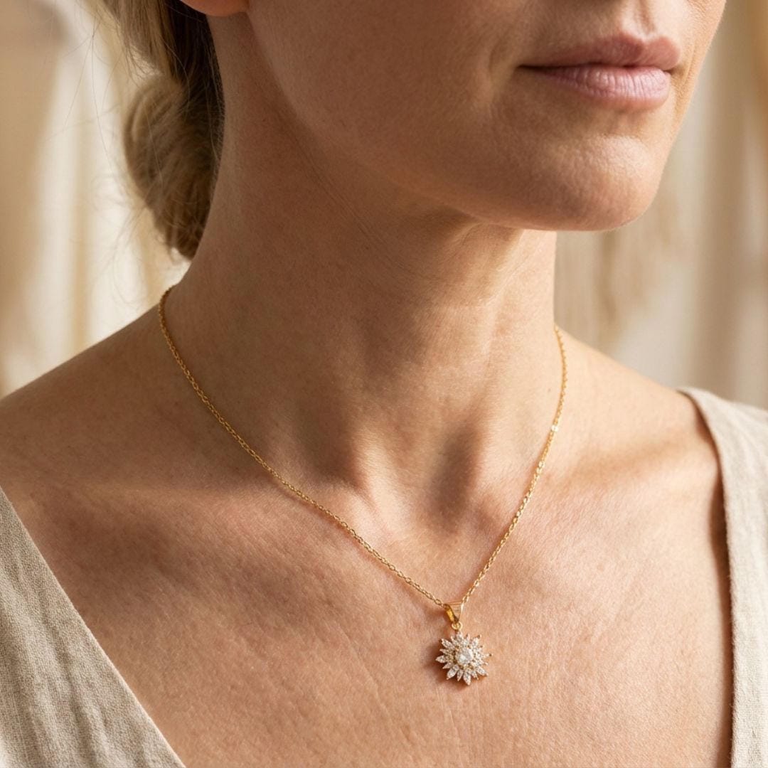 Trendiges Silber Sonnenblumen Zirkon Halsketten- und Ohrringe-Set