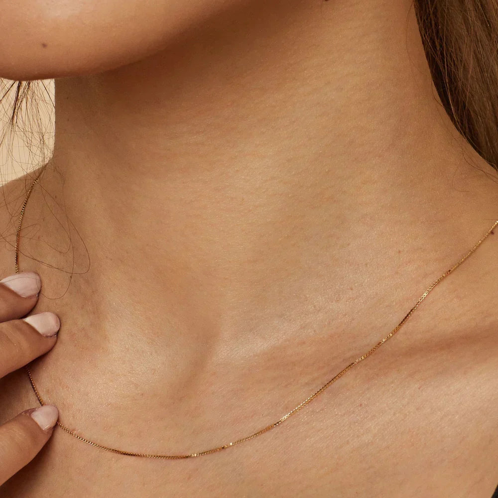 Bodega Box Necklace - White Gold