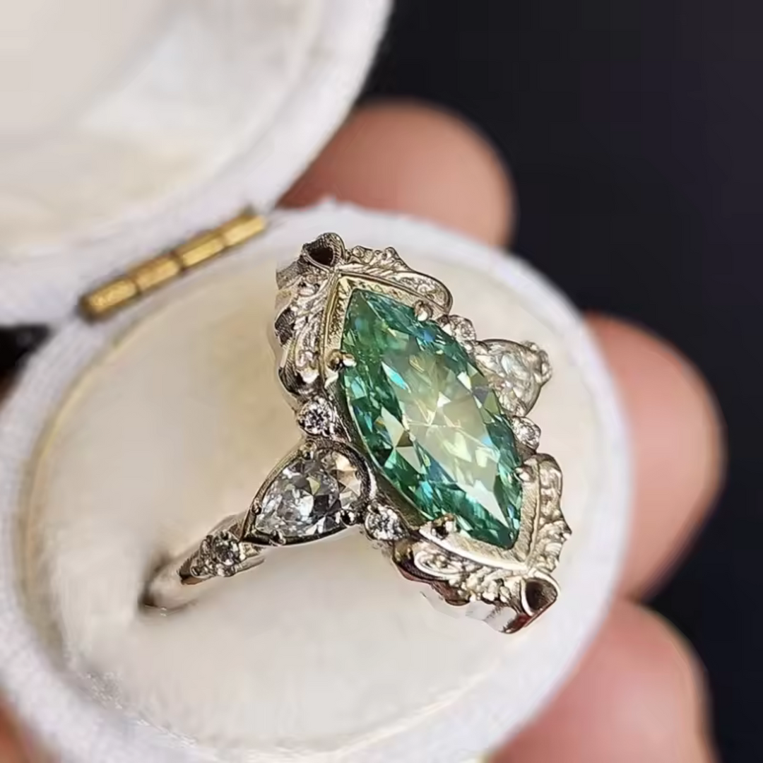 Vaelira | Thornewyn Ring