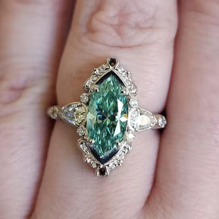 Vaelira | Thornewyn Ring