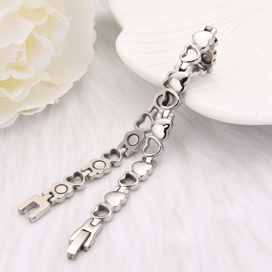 Elegant White Gold Heart Bracelet