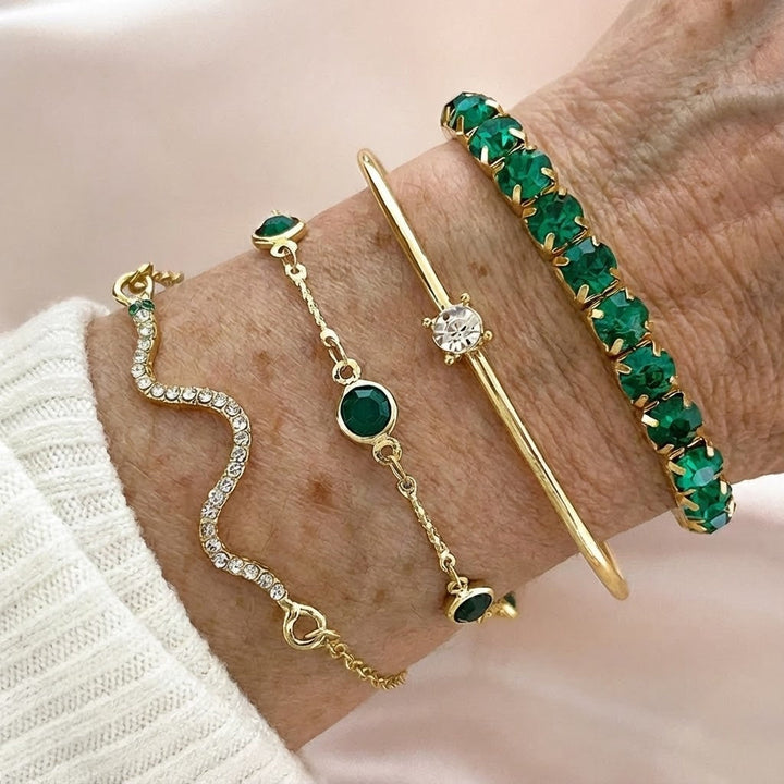 Geschichtetes Smaragd-Armband-Set