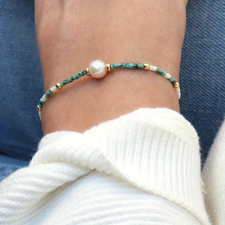 Minimalistisches Türkis-Perlen-Armband