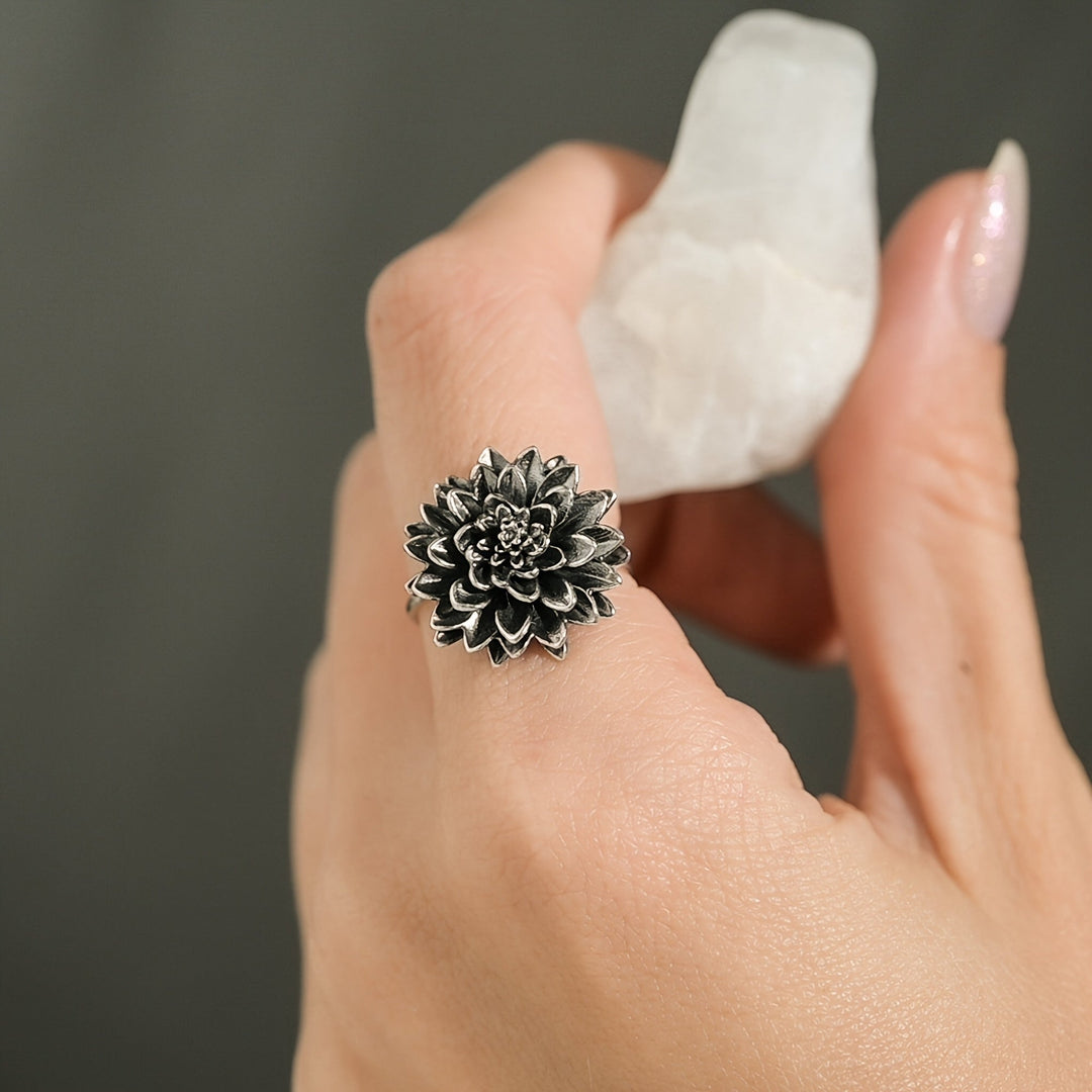 Edler Vintage Lotus-Ring