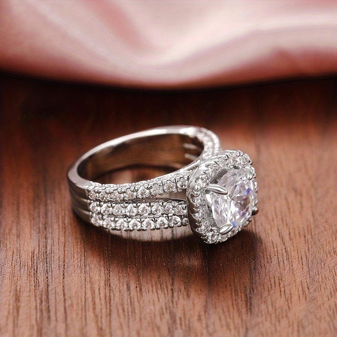 Cushion Halo Pavé Statement-Ring