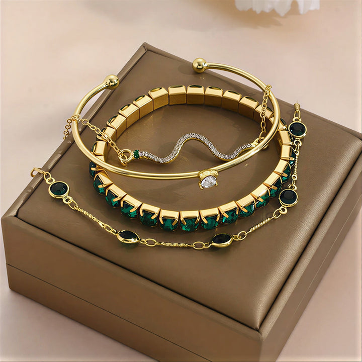 Geschichtetes Smaragd-Armband-Set