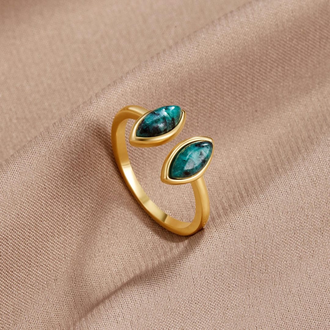 Luxe Emerald Adjustable Wrap Ring