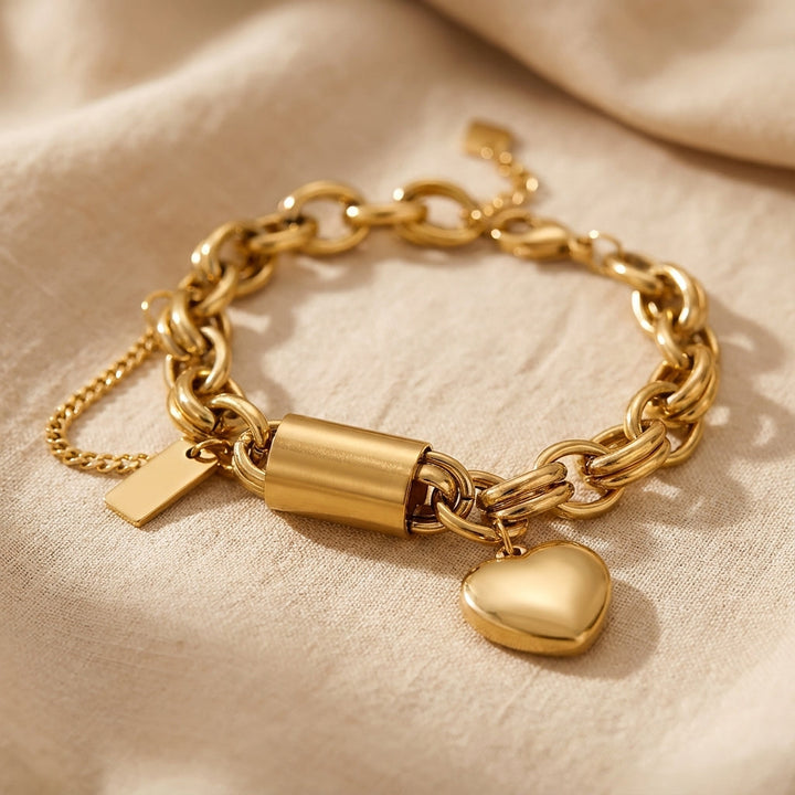 Goldenes massives Armband