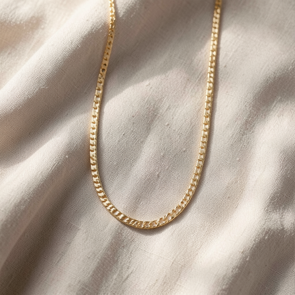 Flat Link Curb Chain Necklace | Gold